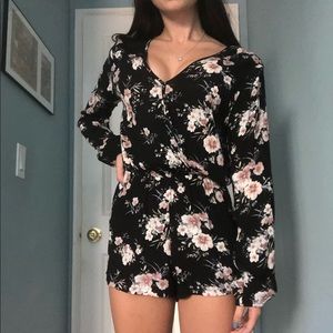 Urban outfitters floral romper size small